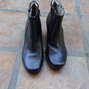 Naturalizer Wedge Heeled Bootie, Size 8.5 (38.5)